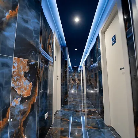 P.c. Boutique H. Vesuvius, Centro, By Clapa Group Πανσιόν Νάπολη