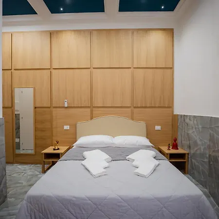 Guest house P.c. Boutique H. Vesuvius, Centro, By Clapa Group Naples