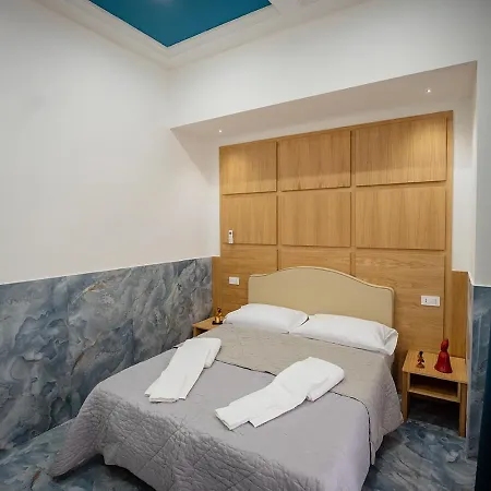 Guest house P.c. Boutique H. Vesuvius, Centro, By Clapa Group Naples