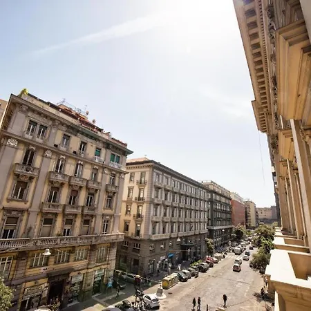 Guest house P.c. Boutique H. Vesuvius, Centro, By Clapa Group Naples