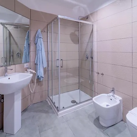 Gasthof P.c. Boutique H. Vesuvius, Centro, By Clapa Group 3*